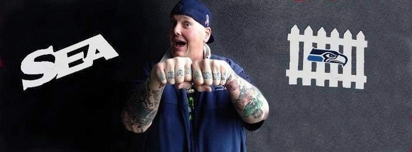 BigLo66's tweet photo. @walottery @CheezieBreezie @mikaelamattes @KamChancellor @cliffavril Hey @KamChancellor and @cliffavril, 35 year @Seahawks season ticket holder and smacker of the #SeaFence here!! I think you forgot to draft me!!! #TeamKam and #TeamCliff #12FanDraft.
A little help here!!!? https://t.co/oRQ3nEv2wd