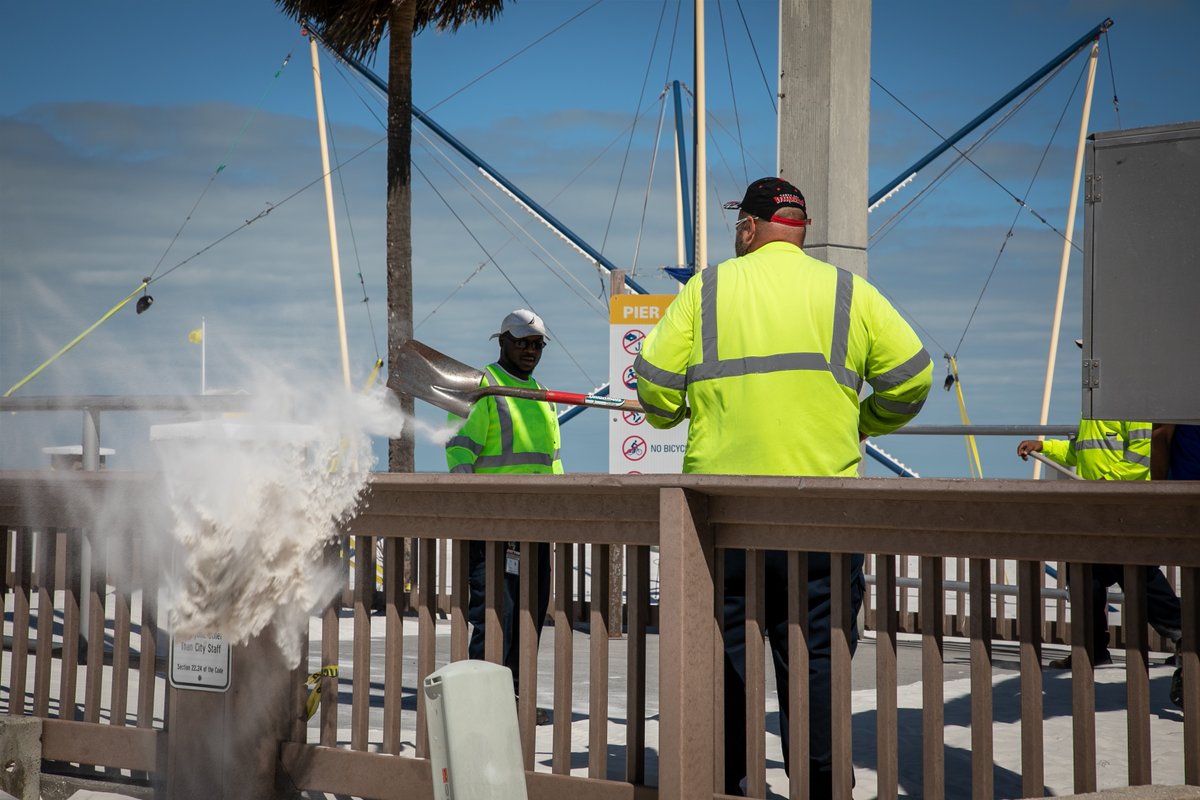 MyClearwater's tweet photo. City of #Clearwater crews have been working hard to clean up #ClearwaterBeach after #HurricaneIan made an unwelcome visit. The finishing touches are almost complete.⛱️🏰 https://t.co/T28renkxDX