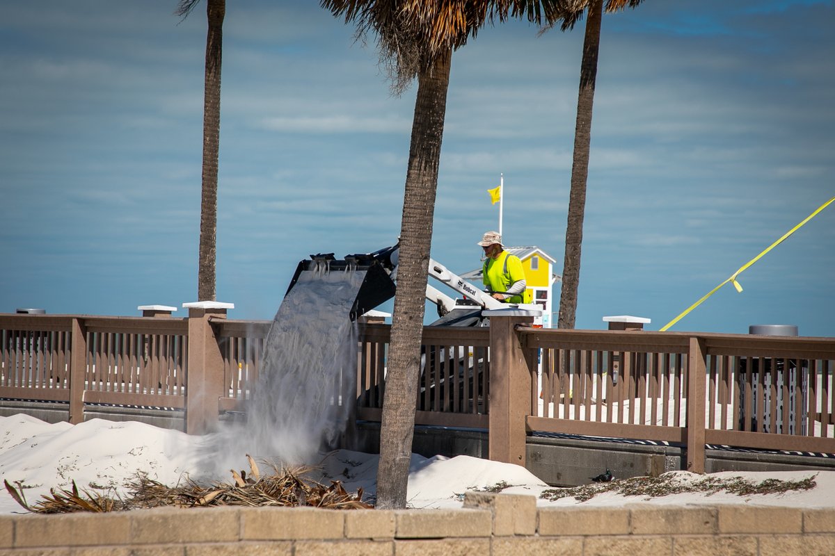 MyClearwater's tweet photo. City of #Clearwater crews have been working hard to clean up #ClearwaterBeach after #HurricaneIan made an unwelcome visit. The finishing touches are almost complete.⛱️🏰 https://t.co/T28renkxDX