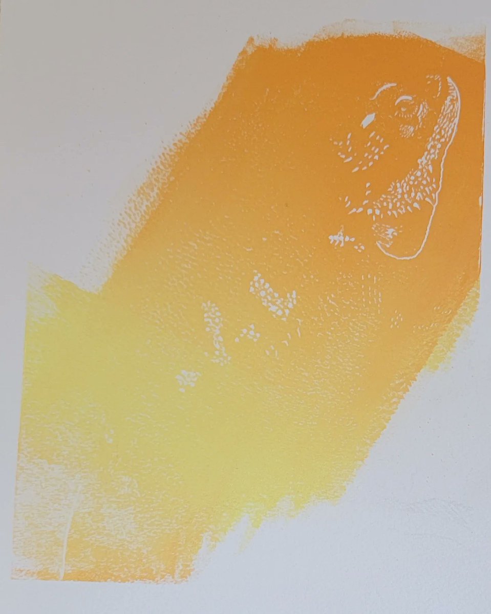 SeeSidStamp's tweet photo. Bunji the Bearded Dragon!! This is my most detailed print to date :O
#printmaking #petportrait https://t.co/BnWPf4vdNp
