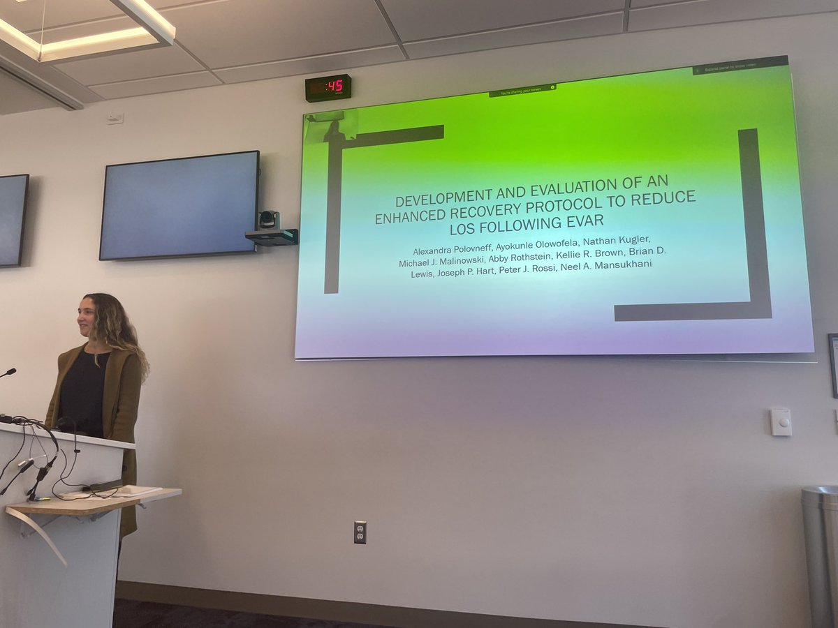 Tons of representation in today’s @MCWSurgery Fall Research Symposium! First @carlschoep (M2) and Alexandra Polovneff (M3) presenting their work with our @MCWVascSurg Division