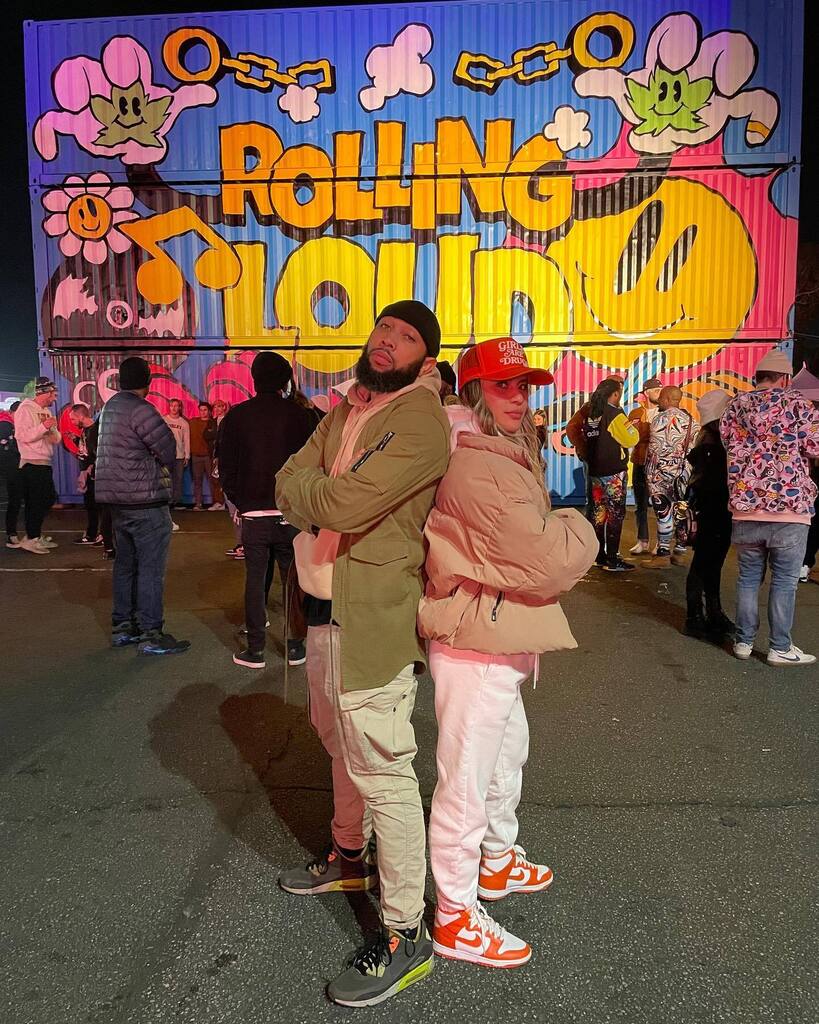 the8020creative's tweet photo. @miastonecypher Blood couldn’t make us any closer. ✨September 30th the 🐐 was born. Happy birthday to my sister who is a complete GIFT,  to me, and everyone else she comes in contact with.
•••
Since the day I met you, I knew you were my family and… https://t.co/9wtfD5Zue1 https://t.co/qGe72ud9U1