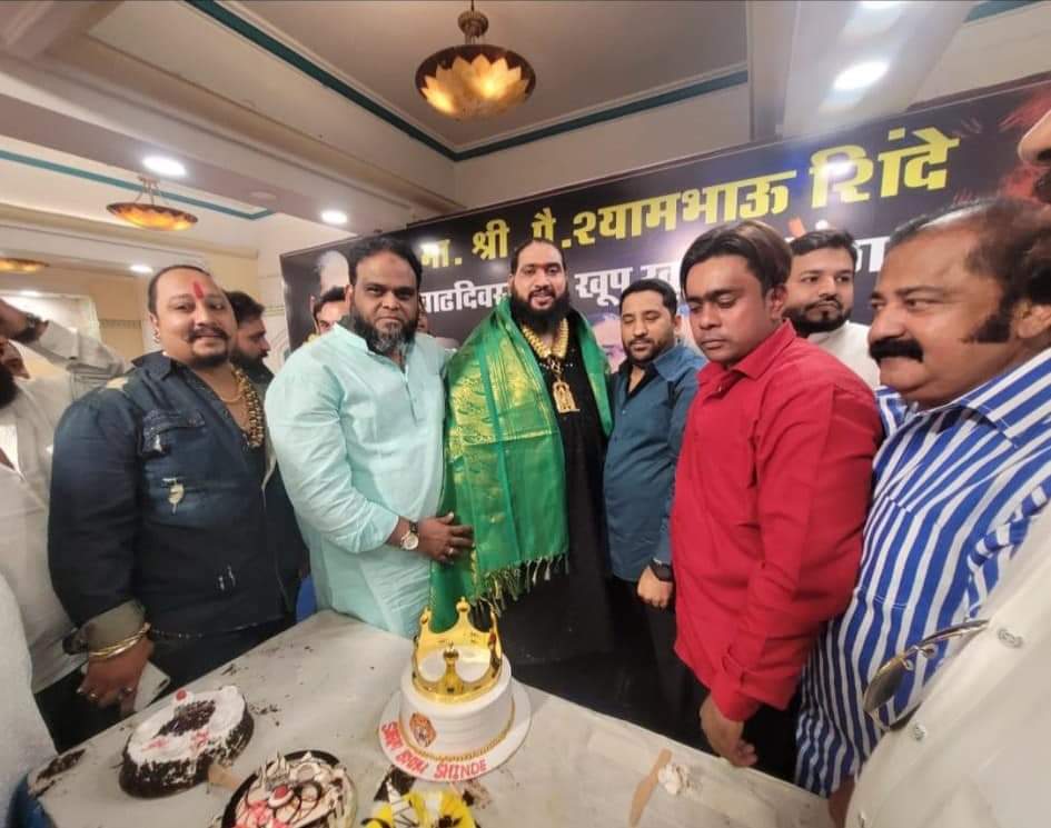 HajiAsgarShaik1's tweet photo. Congratulations 🎉
#ManyManyHappyReturnsOfTheDay
#DearBrother #dearfriend
Shyam Shinde https://t.co/uo1Ken7mS1