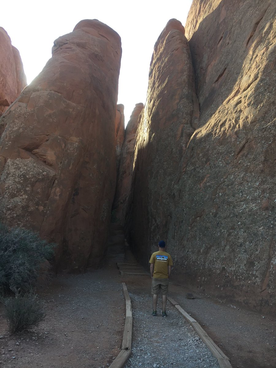 seniorming1969's tweet photo. Contemplating the slot canyon at #sanddunearch #archesnps #moab #utah https://t.co/m8PVfFuLLh