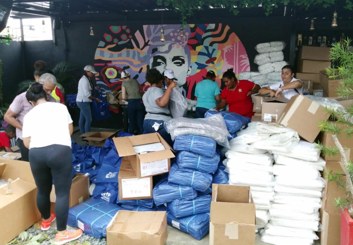 MidwestMission's tweet photo. In the wake of the hurricanes that have besieged many areas, the relief materials sent by Midwest Mission to Dominican Republic have been generously distributed. https://t.co/jyj9Tw3nyp https://t.co/haiSdrpu9d