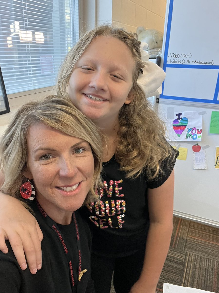 Lauren Eigher tweet media