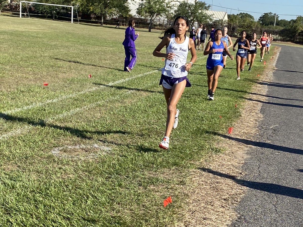 RPHS_GirlsXC's tweet image. #allittakesisallyougot #progressing #nicepace #staystrong I see you working Emilie!! Let’s Go!!! ⁦@RPHS_Panthers⁩ ⁦@RGAPMobileLive⁩ ⁦@FBISDAthletics⁩