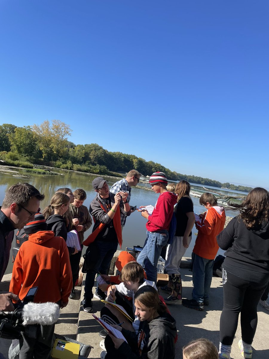 mgduhamel's tweet photo. Our day of testing the quality of the water in the Maumee was a success. We will be analyzing the data on Monday. Thank you to all who helped! https://t.co/dkpx6rAdUI