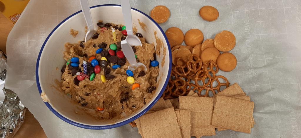 VHMLMC's tweet photo. If you are very lucky, someone at work will make you Monster Cookie Dough Dip for your birthday! https://t.co/EkvFk8VgQP