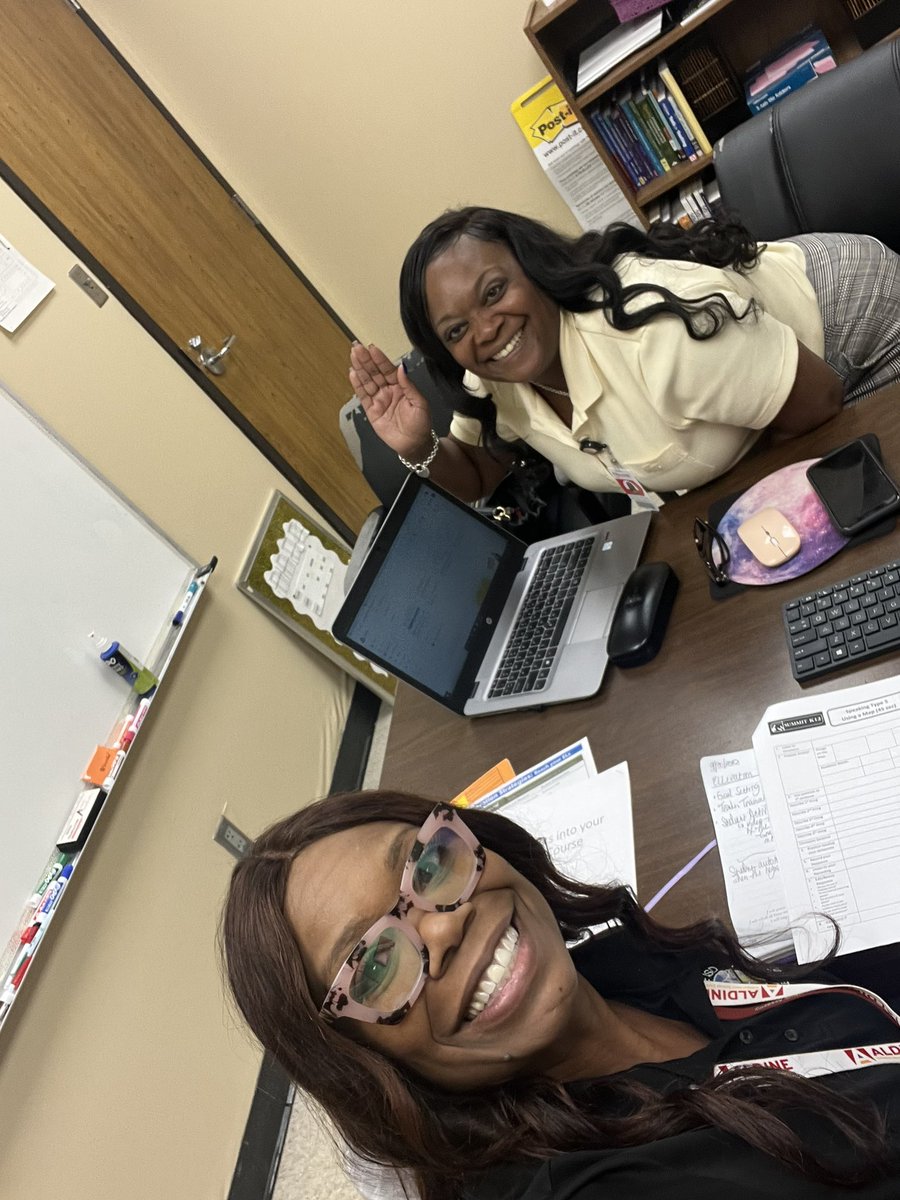 DrKimMonette's tweet photo. @AldineISD admin & ISsโฆ Need to support your teachers w/Emerging Bilingual strategies and resources??? @malkiatwilliams ๐ฆธ๐พโโ๏ธwalked me thru ALL aspects of ELLevation and Summit K12. #middleschoolmatters #buildingbridges #EBlearners #aldineconnects https://t.co/H8XOWEPmHW