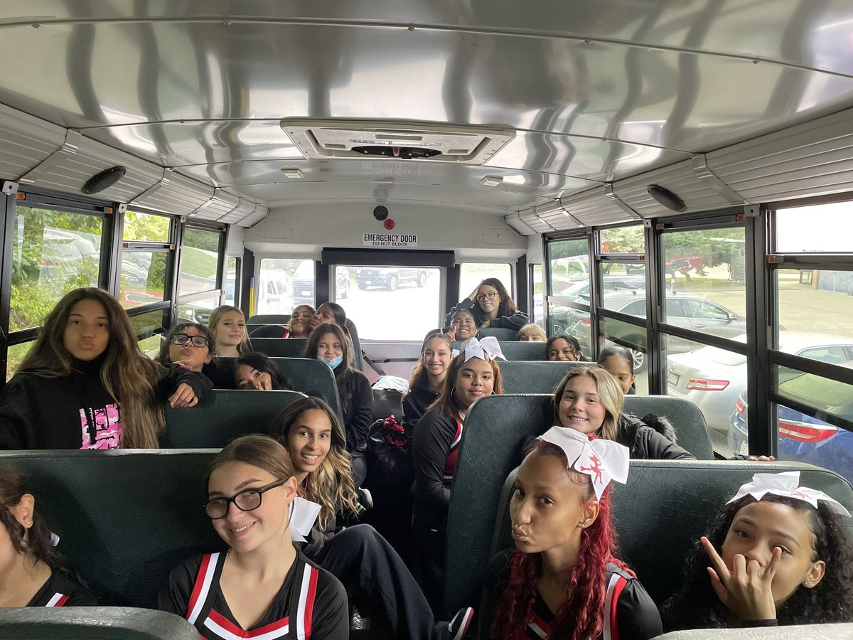 SHSCheering's tweet photo. Pulling double duty tonight! Cheering on the football team up in Gloucester and working a parking fundraiser downtown Salem! Support the teams!!! https://t.co/Ye1oNIQVbe