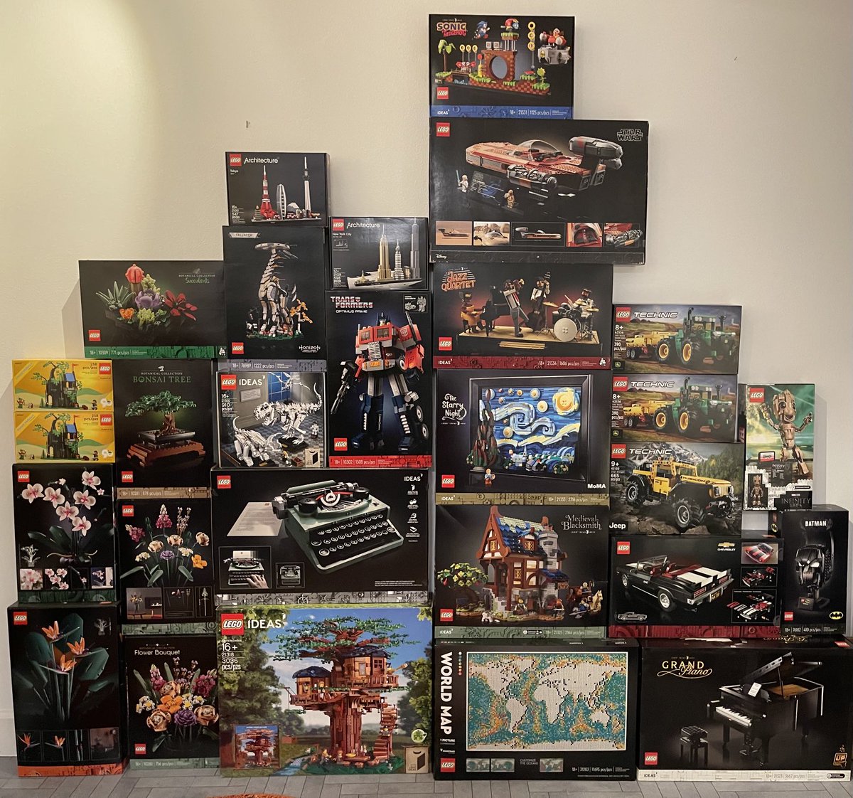 sondoghouse's tweet photo. I don’t have a ⁦Lego problem, YOU have a Lego problem. ⁦@LEGO_Group⁩ my wife would prefer you stopped sending me emails… https://t.co/mVF8fk3bqp