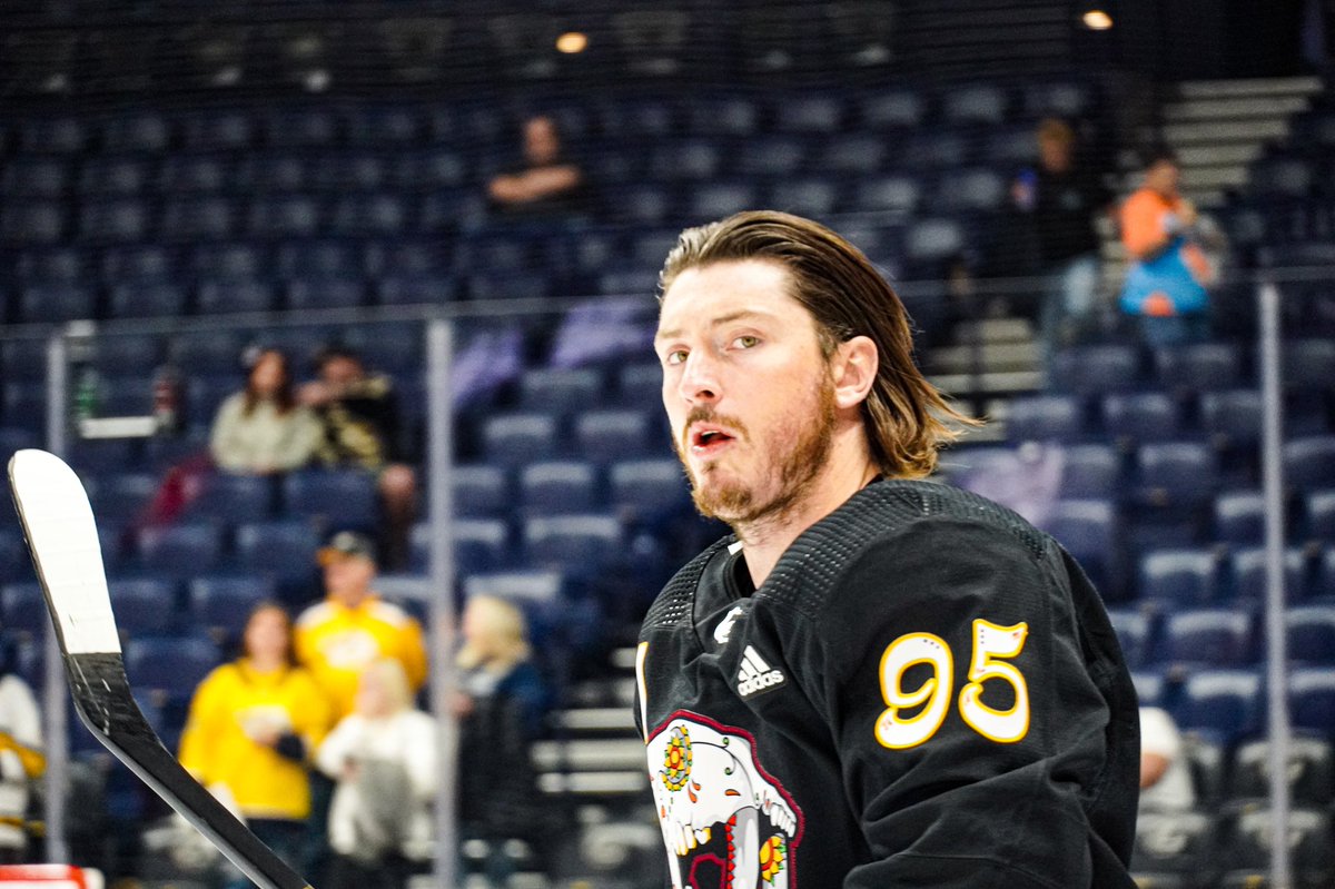 PredsNHL's tweet photo. These threads 🤌 https://t.co/J2x6jTYL8w
