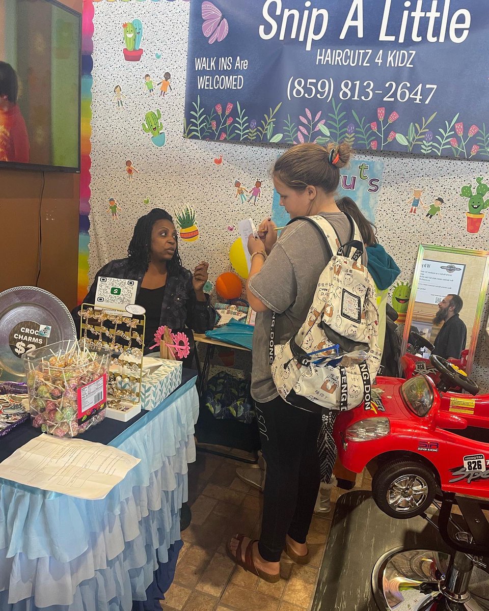 Second Street School tweet media