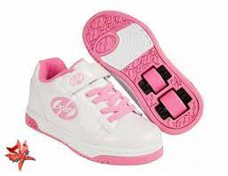 mizzy2drip's tweet photo. @F0XnR0LL marian with the heelys https://t.co/zDsjUKZSyl