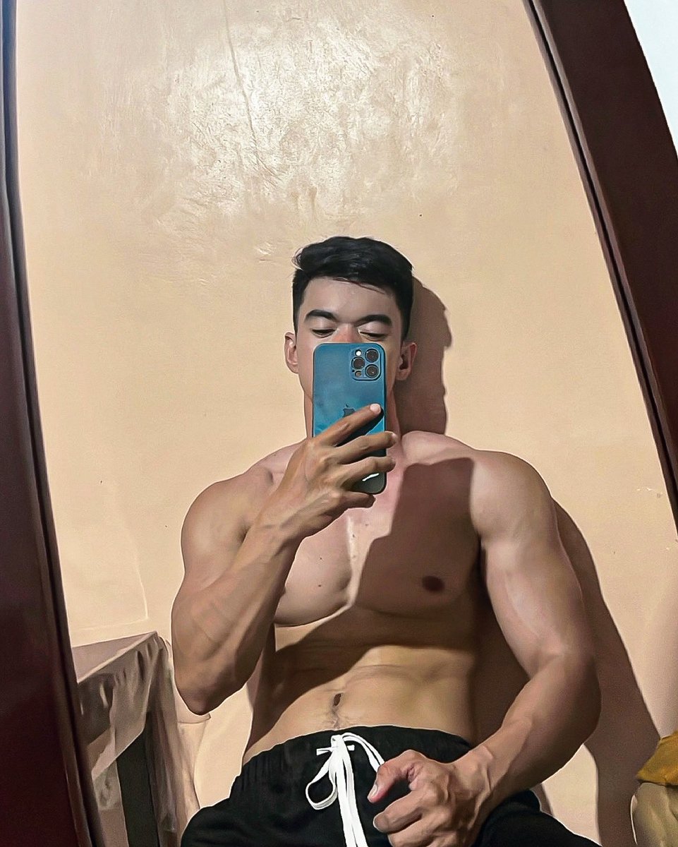 johnickoramos's tweet photo. SABAK DADDY BI 💪🏻💦 https://t.co/hUAYKlYfz4