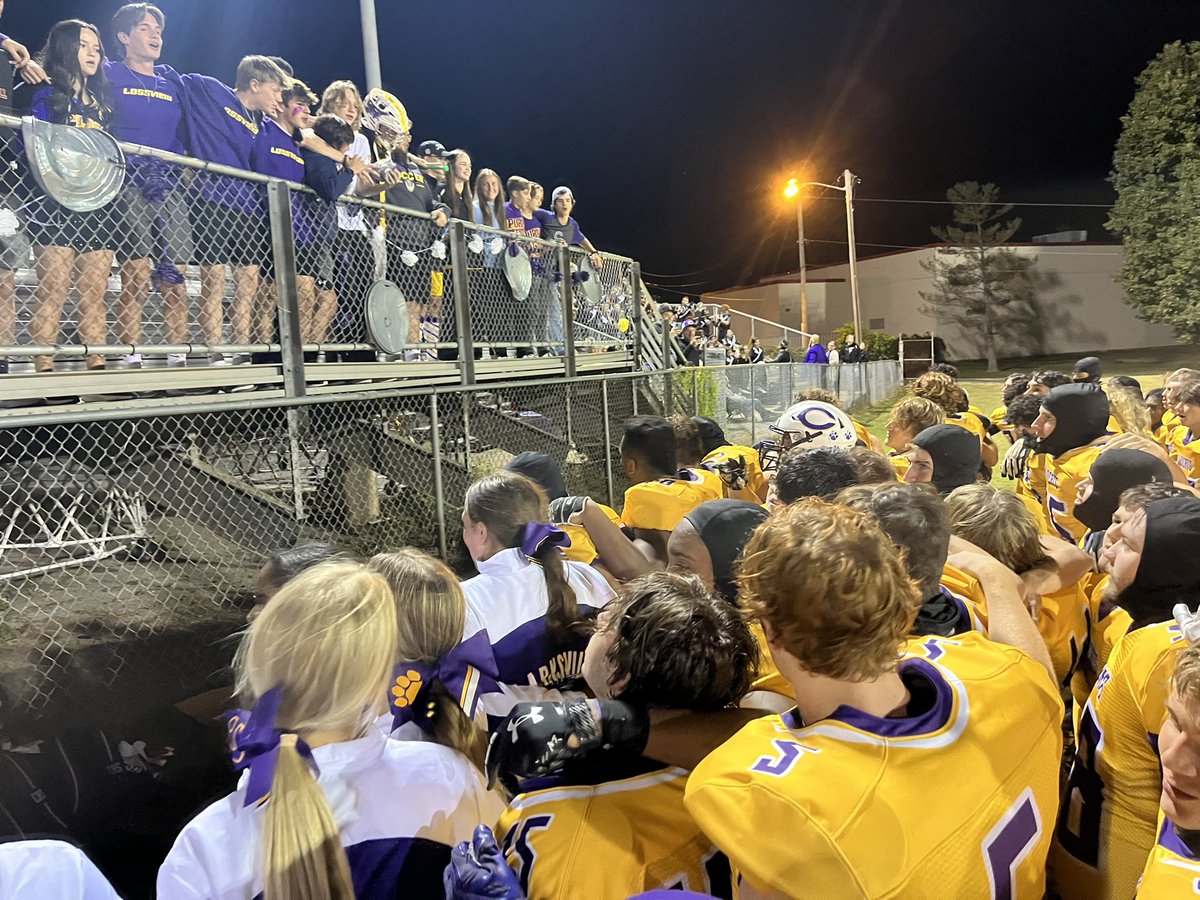 ClarksvilleFB's tweet photo. Wildcats win it on Homecoming 56-36 against Hendersonville to improve to 2-1 in the region! https://t.co/V5pJEmiqpU