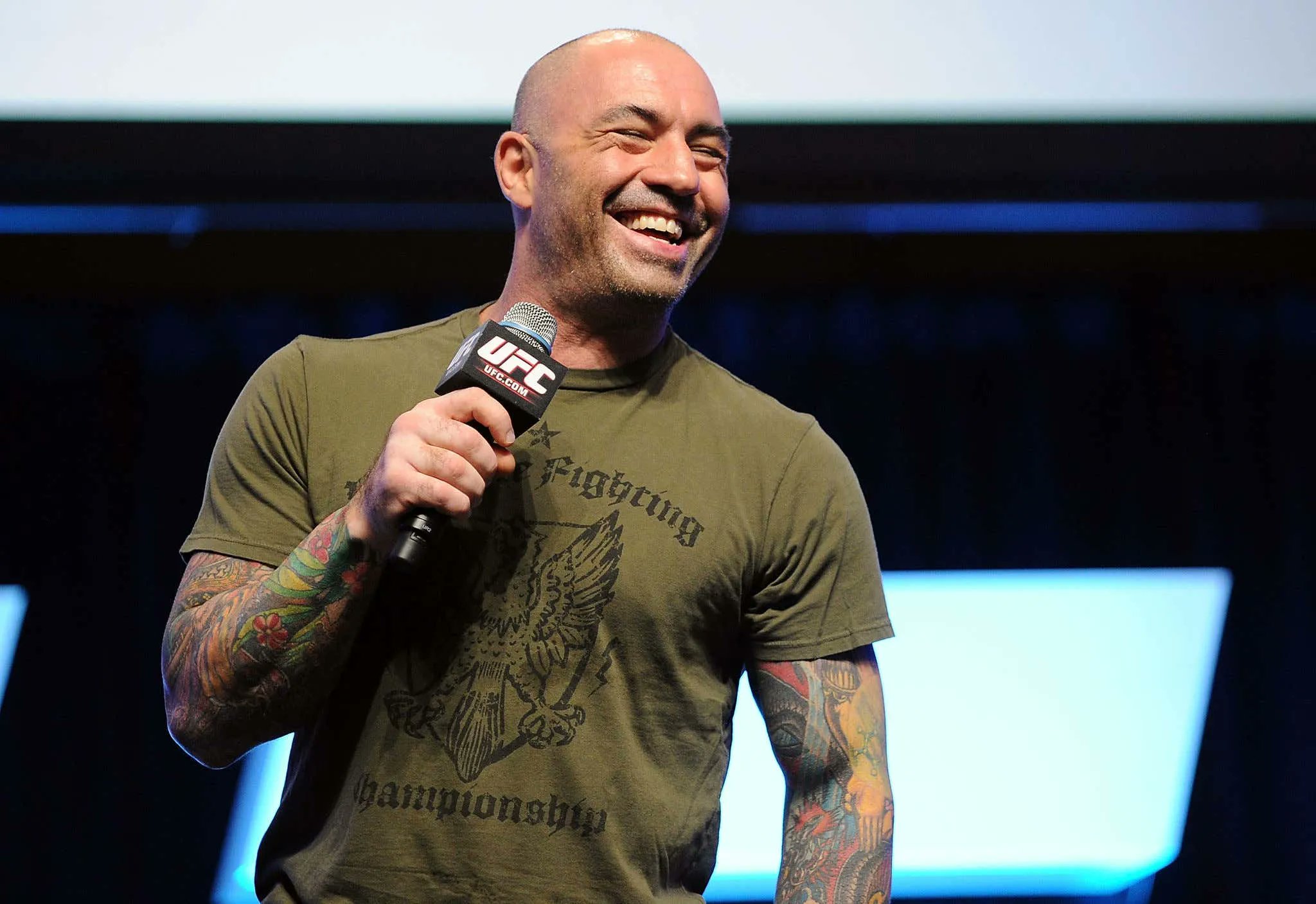 barstool-sports-on-twitter-joe-rogan-said-he-was-hitting-at-a-84