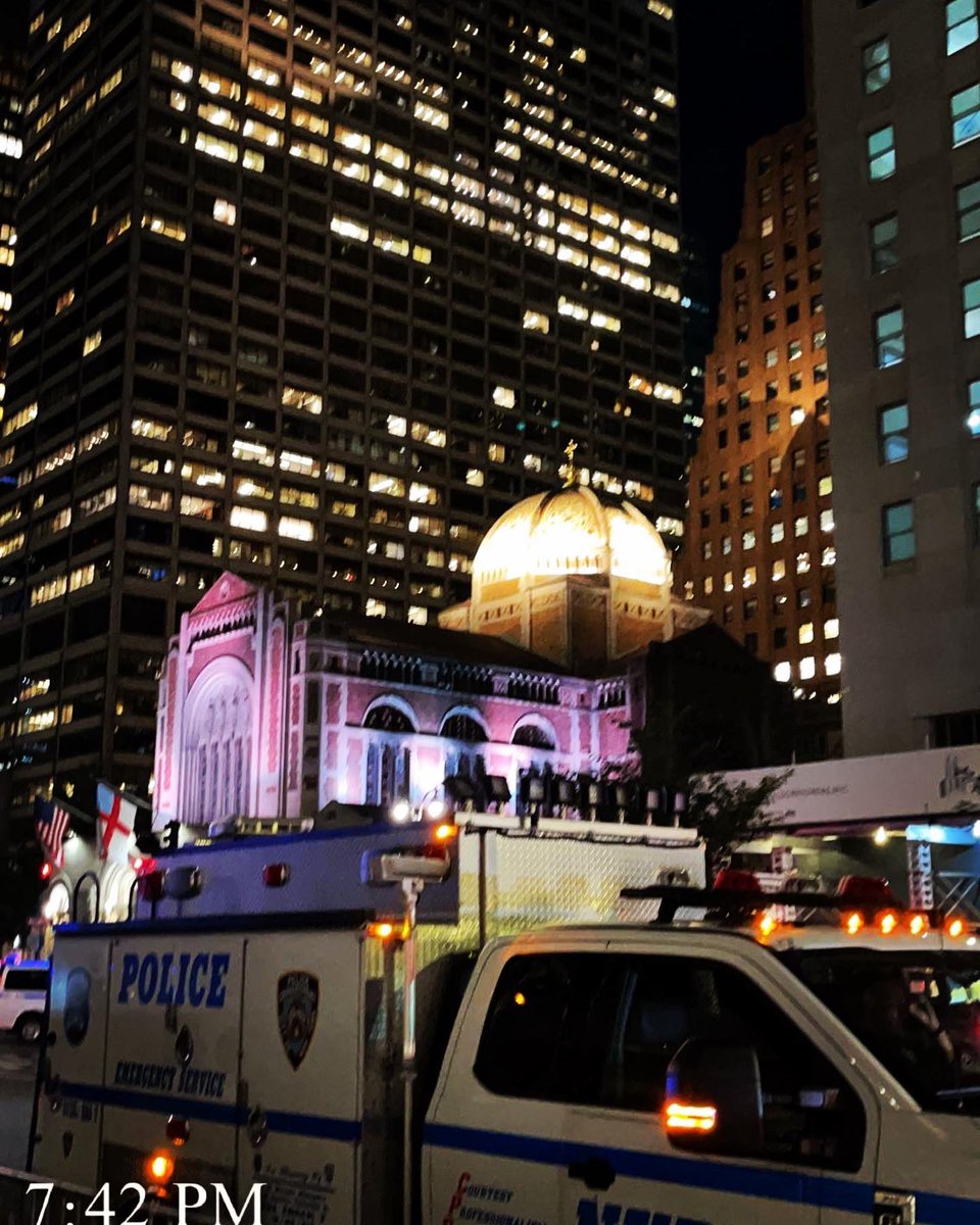 HelenClarkNZ's tweet photo. What a buzz to be back in mid-town New York last week for 1st time in 3 years for annual high-level week at #UNGA. I took part in events ranging from #pandemic preparedness &amp; response to women’s leadership,#SDGs, &amp; sexual and reproductive health &amp; rights. https://t.co/QAalThLKbe