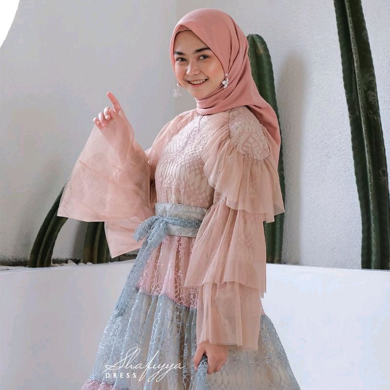deQie's tweet photo. Cek SYAHNAZ / SHAFIYYA / SUMMER  dress by Misskamihijab ✨HOUSEOFVIE dengan harga Rp270.000. Dapatkan di Shopee sekarang! https://t.co/azB7Hm7Hy1 https://t.co/P6BJngTMcF