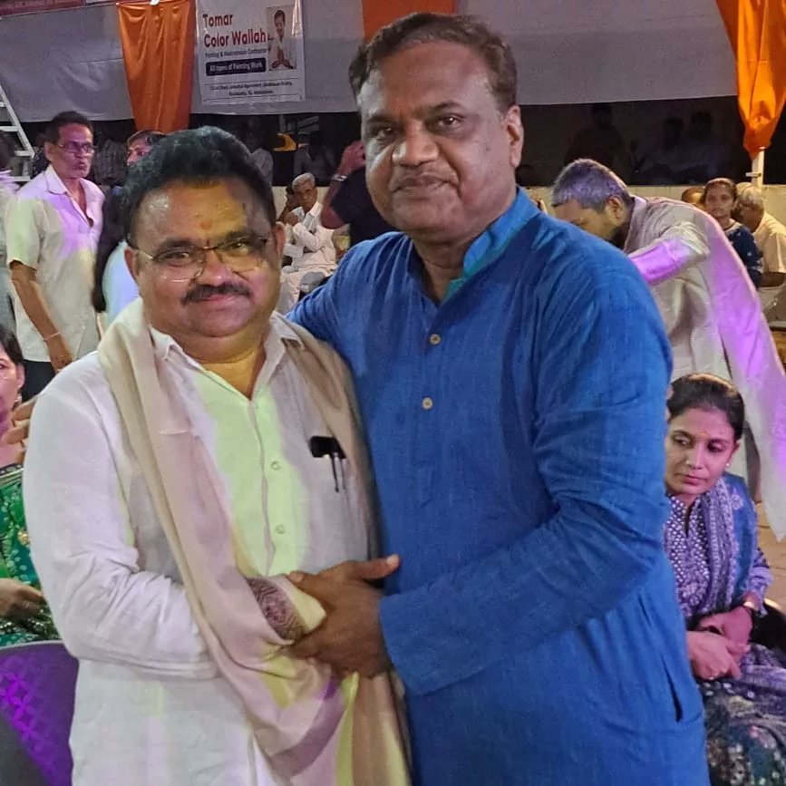 MaganbhaiMaster's tweet photo. પશુ પતિનાથ મંદિર મંડળ જી આઇ ઙી સી અંકલેશ્વર  દ્વારા  આયોજીત ગરબા મહોત્સવમાં માતાજી ની આરતી કરવાનો લ્હાવો મળ્યો .અમારું સન્માન કરવા બદલ મંડળ ના તમામ સભ્યોનો આભાર અને નવલી  નવરાત્રી ની હાર્દિક શુભેચ્છાઓ...જય માતાજી https://t.co/fKOGtXNORg