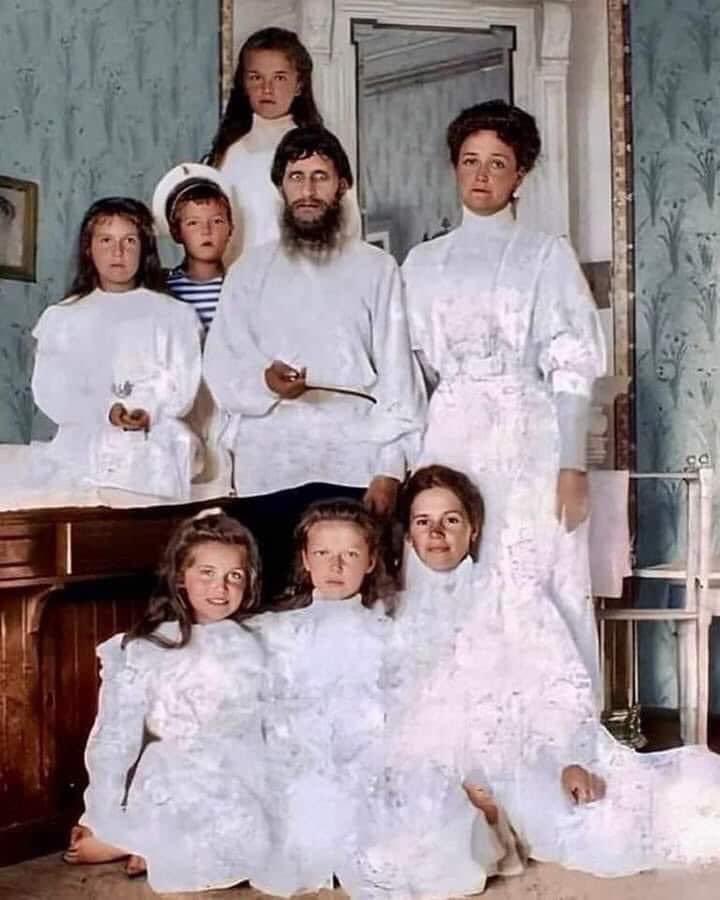Fotos de Fatos on Twitter "Rasputin e a czarina Alexandra Feodorovna