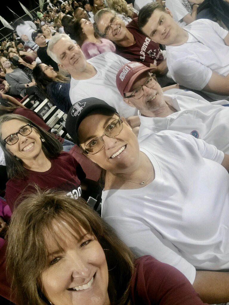 Gotta love a <a href="/LHSFball/">Lewisville Football</a> Homecoming win! Go Farmers!