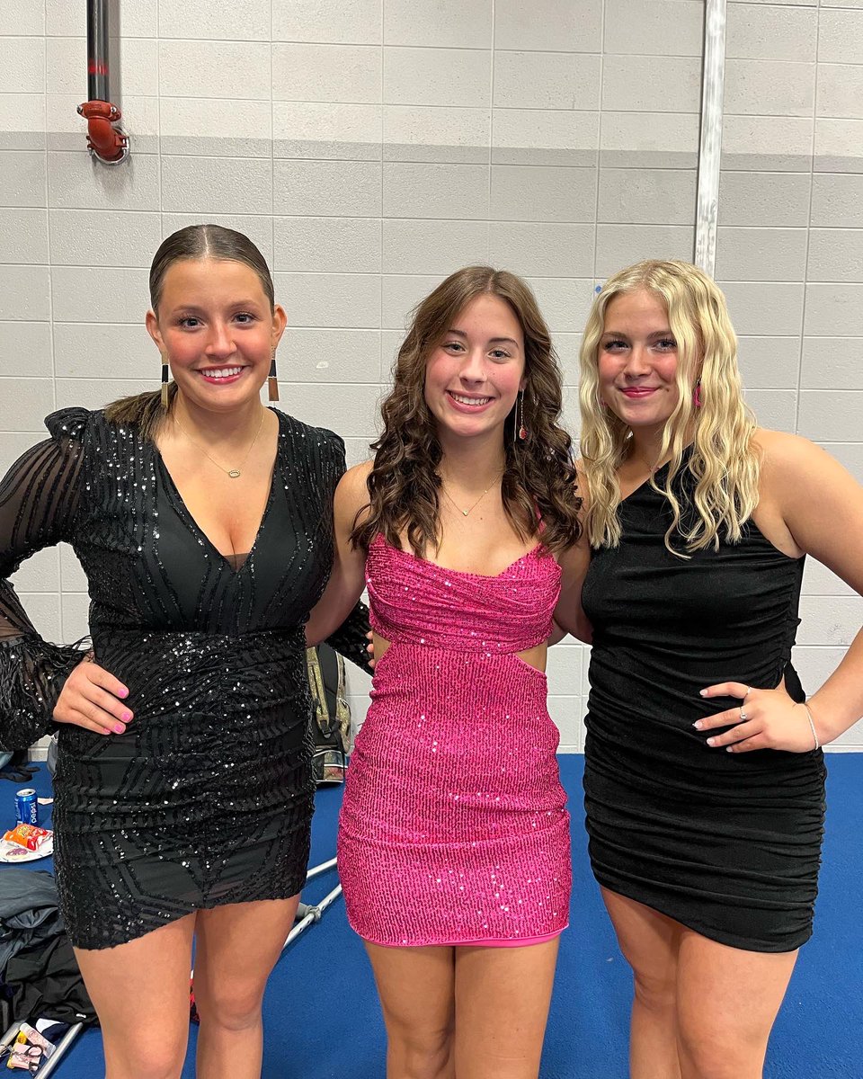 twcheerleading_'s tweet photo. Our beautiful homecoming royalty 👸🏽 https://t.co/zA8kz7mGQK