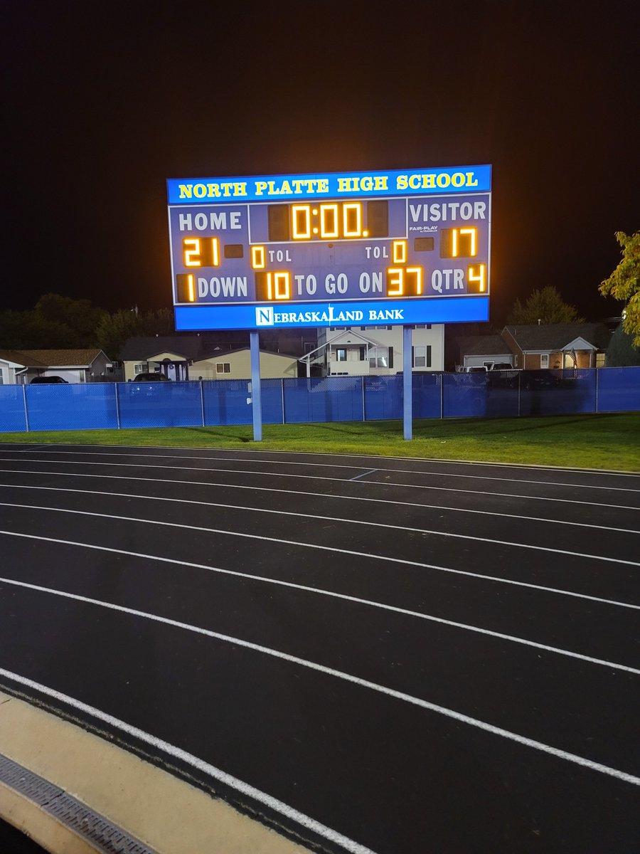 Down goes #1...What an effort by our young men....GO BULLDOGS