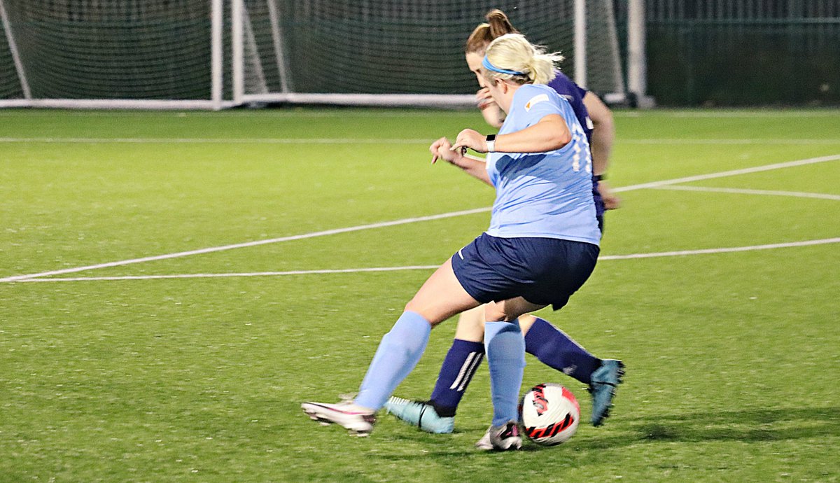 RobCurrell's tweet photo. Reminder that @newark_town ladies have scored 26 goals in 2 games. 
Reminder that they will be kicking off tomorrow (Sunday) 2 pm.
Reminder that admission is free. 
Would be great to get a big crowd 4them &amp; I am certain we will see some great goals. 
#football #Newark #goalshow https://t.co/f7Mg4WAX2N