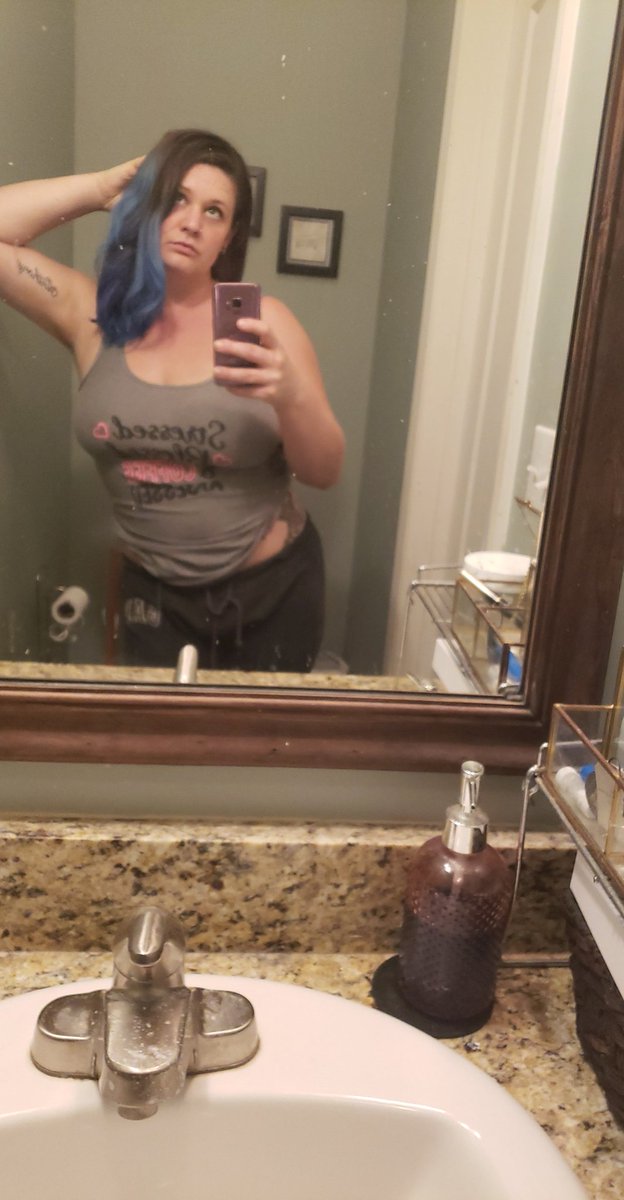 lactating_milf's tweet photo. Mommy getting ready to do #Savannah #hurricaneian style
#clubone #dragshow #milkmilf #lgbtqmommy https://t.co/pZaWF5uJ1T