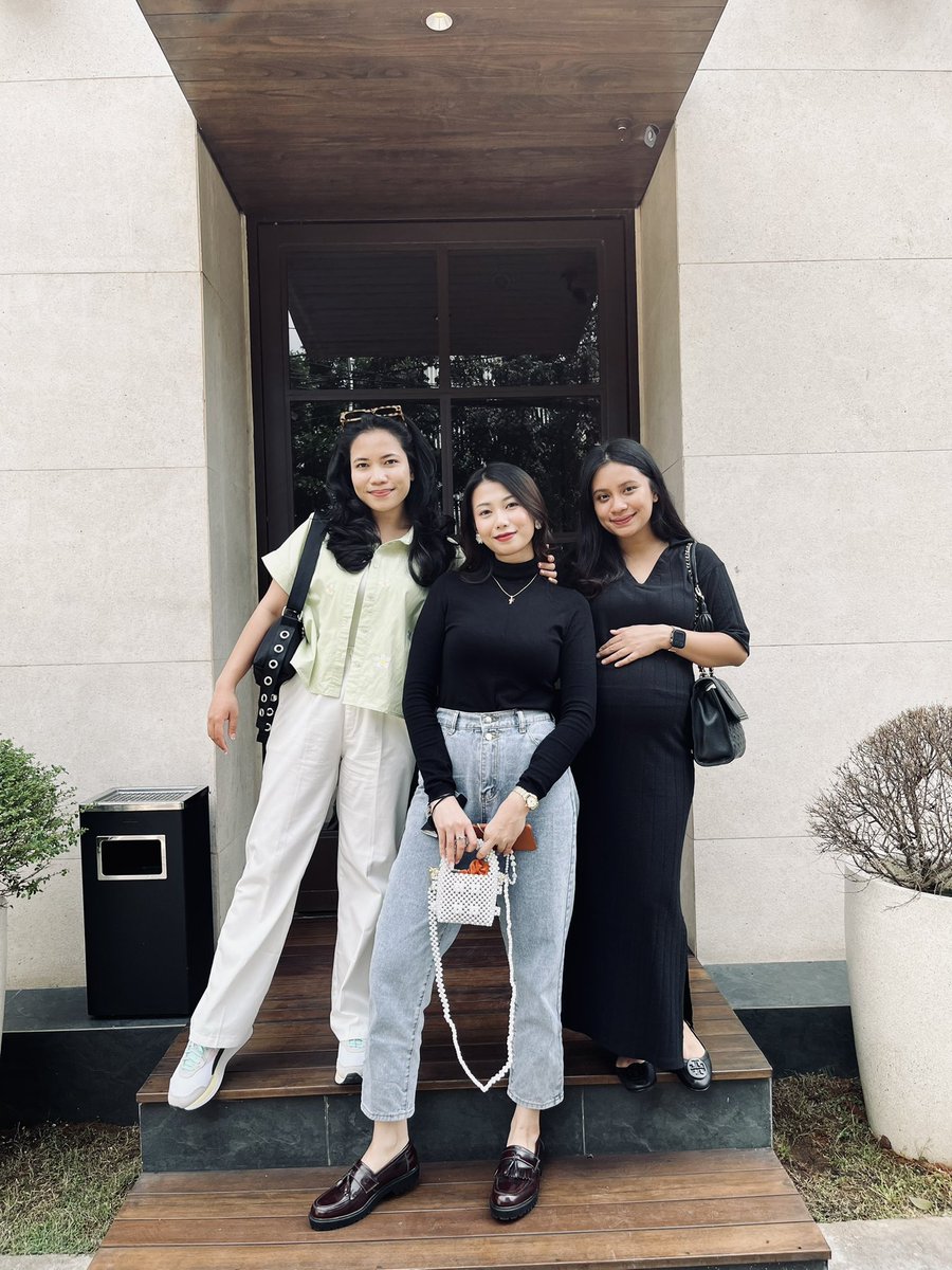 elfriestha's tweet photo. 🤍 https://t.co/Brn58C4ncE