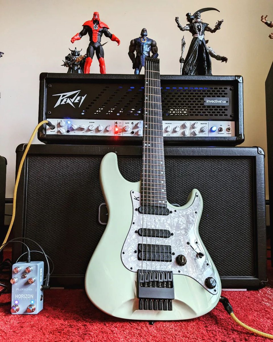 Peavey's tweet photo. Thanks to everyone who shared shots of your #Peavey gear for Fan Friday! Visit https://t.co/T0a7wYT6UG to see them all! https://t.co/oFFQMCvXIY