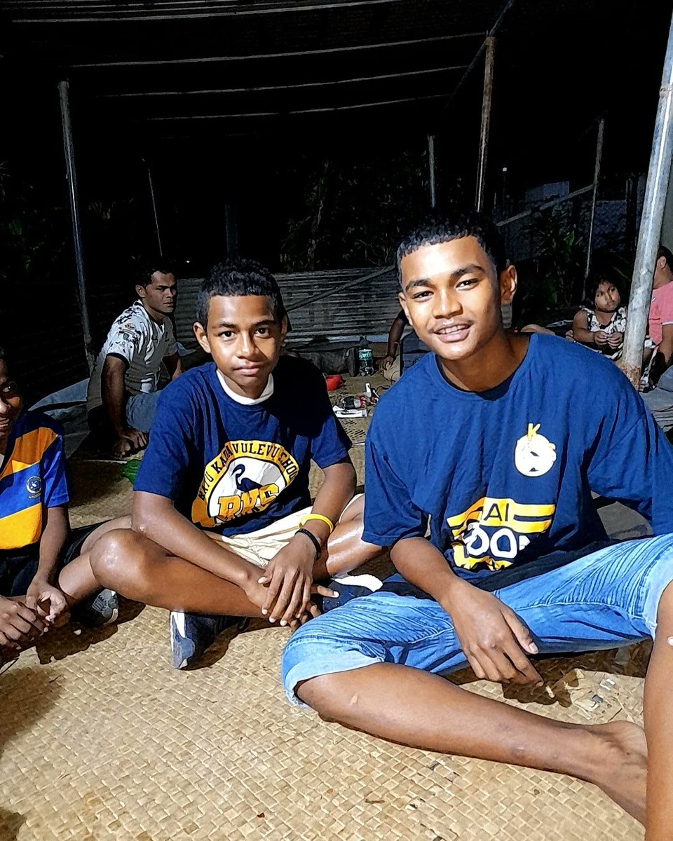 aintyocuppatea's tweet photo. My sons and nephews were too excited to sleep last night, they stayed awake till their pick up at 4am 🤦🏽♀️. They all went to support their brother play for the RKS U14, also secured a spot in the FInals next week....wohooo
#RKSU14 #TeamLodo #DeansFinal #ProudMumAndAunt 🔵🟡 https://t.co/93VniIeMey