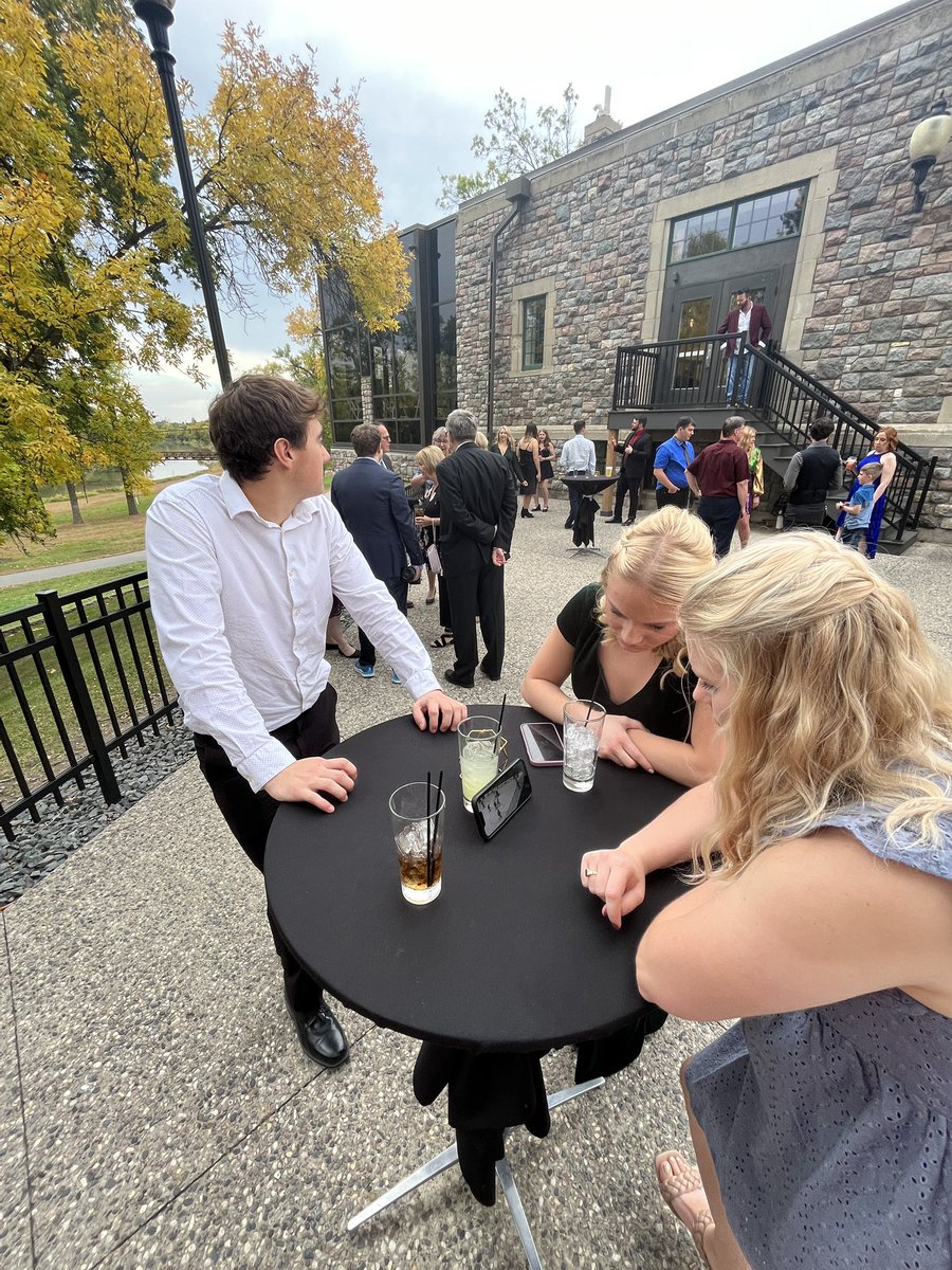 Watching <a href="/BSUBeaversWHKY/">Bemidji State Women’s Hockey</a> during happy hour of family wedding
