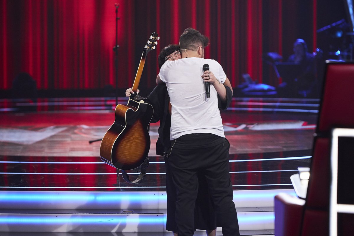 Sandra, bienvenida al equipo!!! <a href="/LaVozAntena3/">La Voz</a>