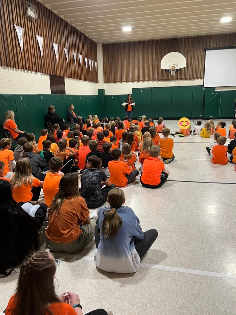 KatelynnCorn5's tweet photo. #OrangeShirtDay2022 https://t.co/CCvQzpJpcm