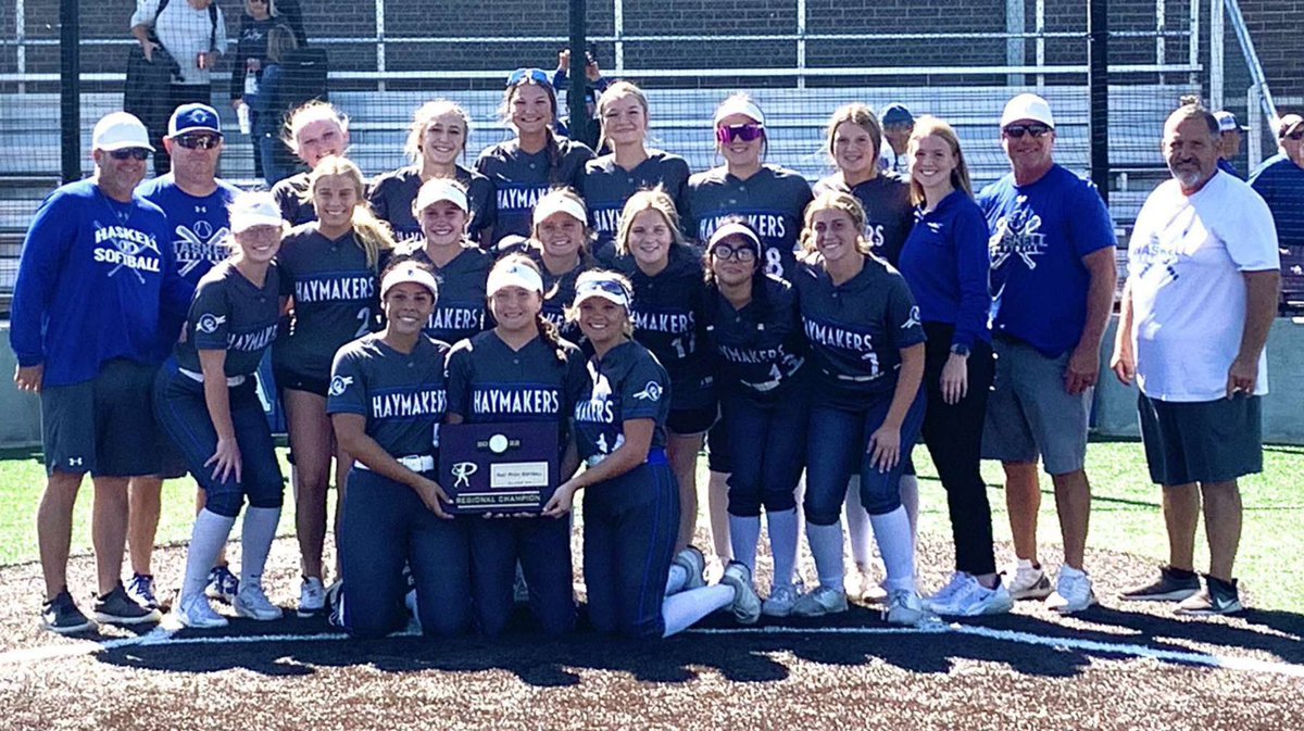 The Haskell Lady Haymakers punched our 🎟 to state!! #RegionalChamps @AsNational2024
