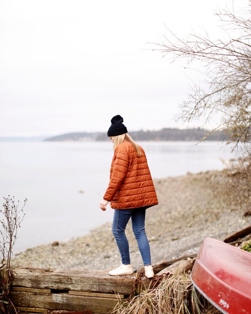 We're fully leaning in to the season with a Fall Foraging Excursion &amp; Pop-Up Dinner with Whidbey Wild Mushroom Tours, a series of educational chef walks around the grounds, and more. Tap the link to learn more.

captainwhidbey.com/happenings 

📸 : <a href="/belathee/">Dorothée Annabel</a>