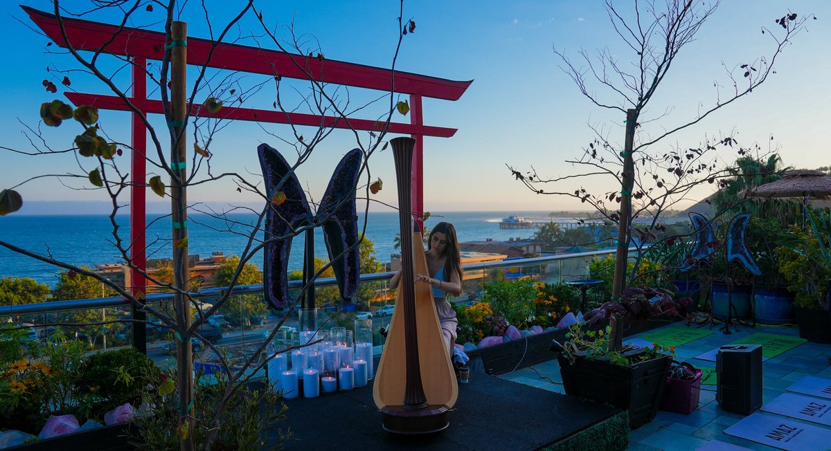 RafiLounge's tweet photo. We are the first exclusive members only lounge for #Web3.

Here are some sneak peeks of our Malibu Location. We will WL a few people who comment a future location they’d like to see🔥 https://t.co/ztWFRk1EIw