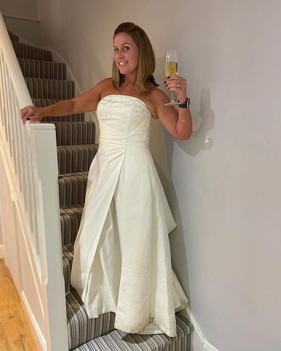 michelle_cb's tweet photo. The annual wedding dress try-on!!! It still fits! #chapter16 #16years3children #stillfeelsgoodtowear @Barrett01Robert https://t.co/iPj3nqrmV2