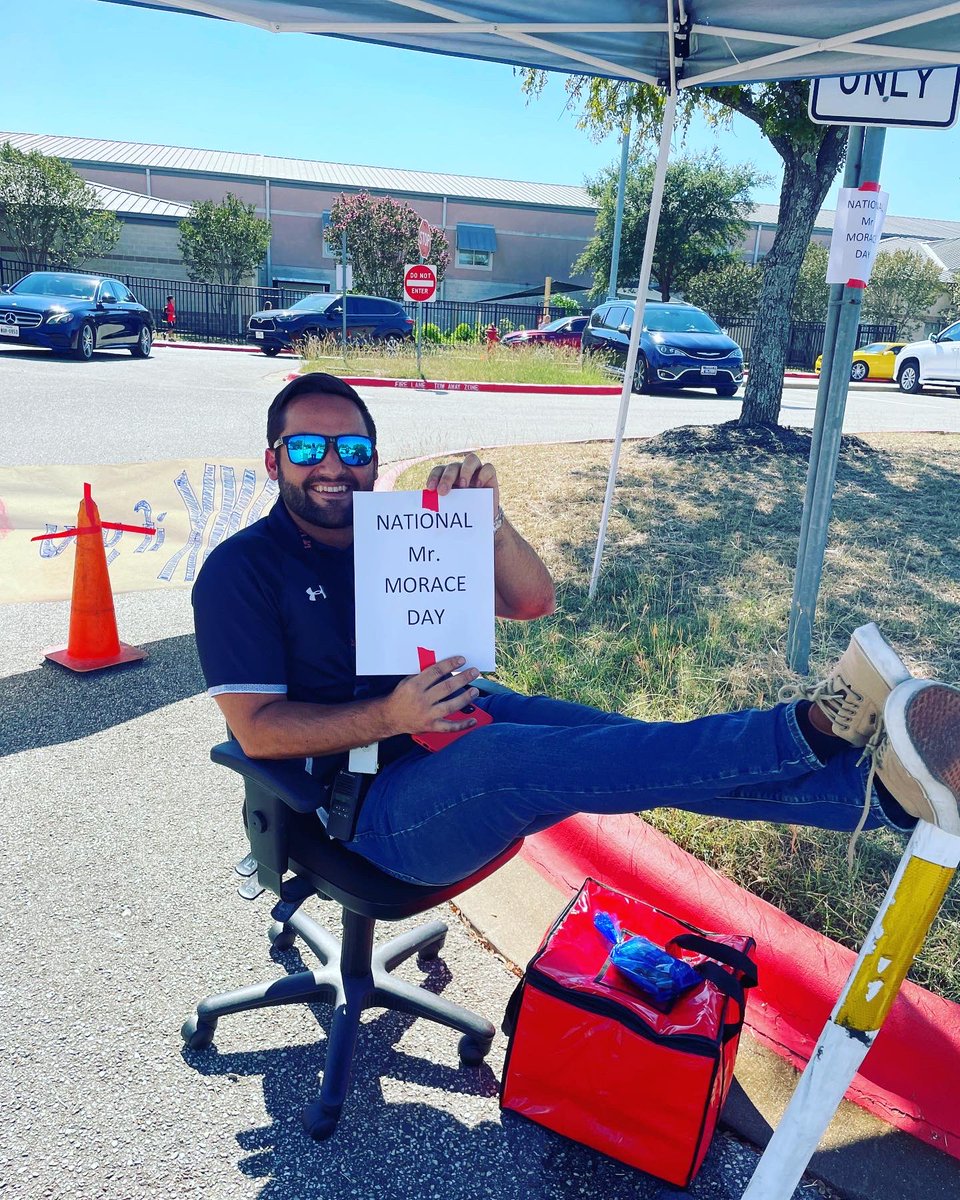 jjenker02's tweet photo. 🚨Honk if you ❤️ Mr. Morace!🚨 Another Fun Friday at LPE! 🤩 We named today National Mr. Morace Day! 🤭 Thanks for all you do & for being a superhero for our kids! 🦸🏻���️#ThankfulForYou #PrankSuccess #JustBecause #RandomActsOfKindness @ltisdschools @LakePointeES https://t.co/jWaAtxPfqX