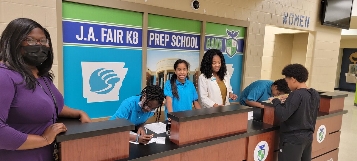 Roxie Browning tweet media