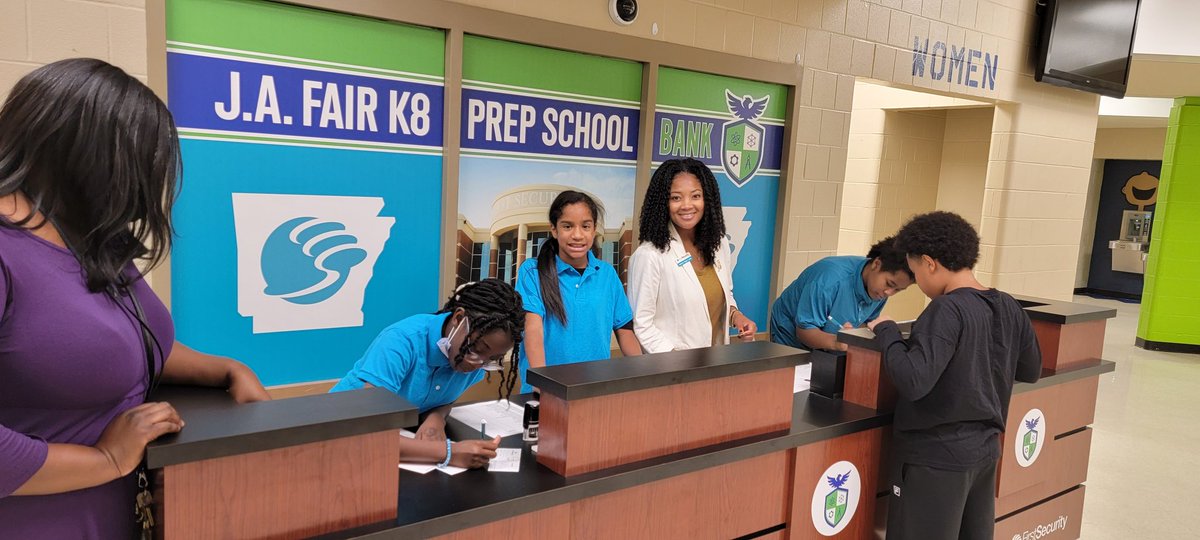 Roxie Browning tweet media