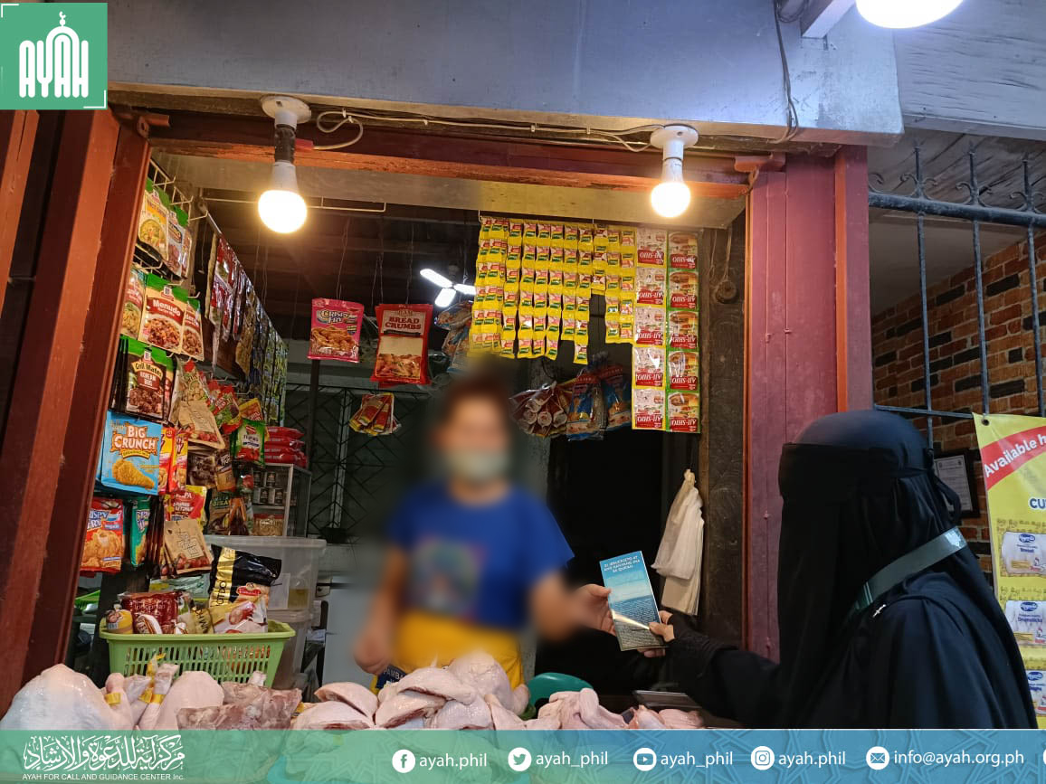 ayah_phil's tweet photo. Market Dawah conducted by Ayah women dawah team Phase1 east Doña Soledad,  General Santos City

#Ayahwomen
#Ayahfordawah
#AyahGensan
#SpreadthemessageofISLAM https://t.co/zHyrTCLBCe