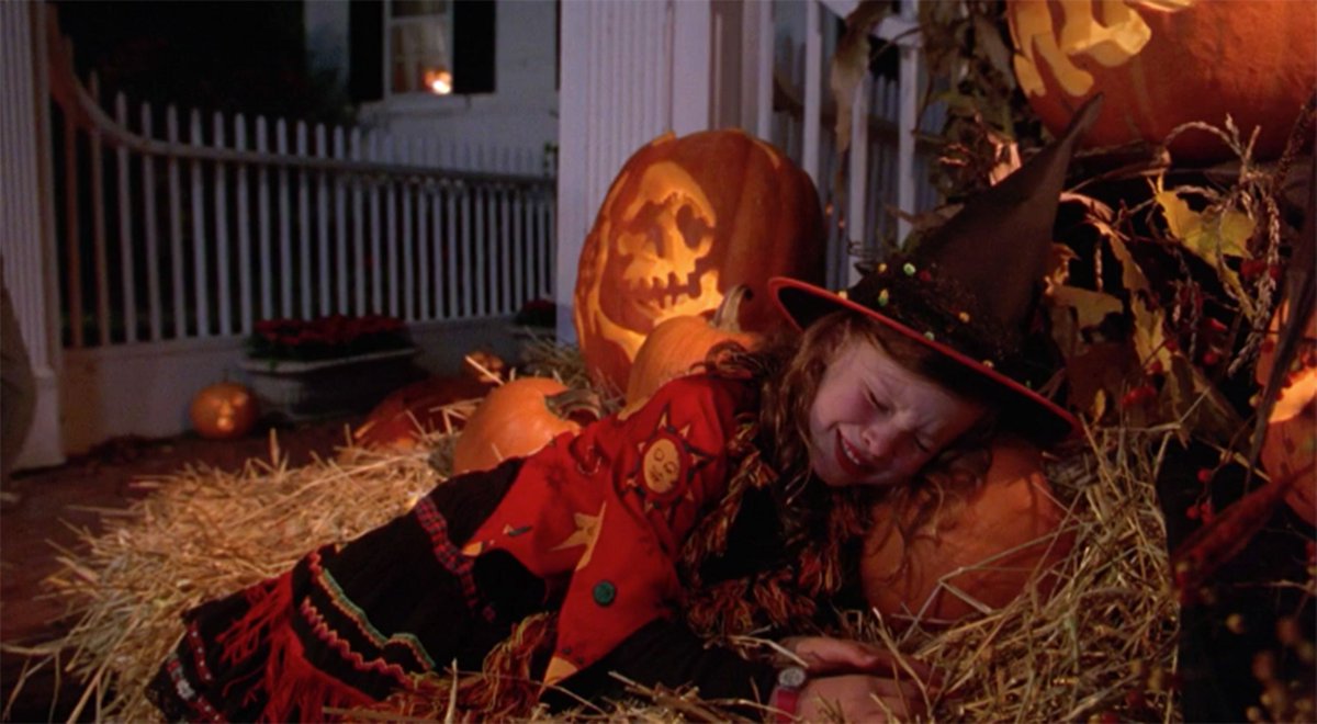 earthmuses's tweet photo. Hocus Pocus (1993) https://t.co/obX1pFXNyL