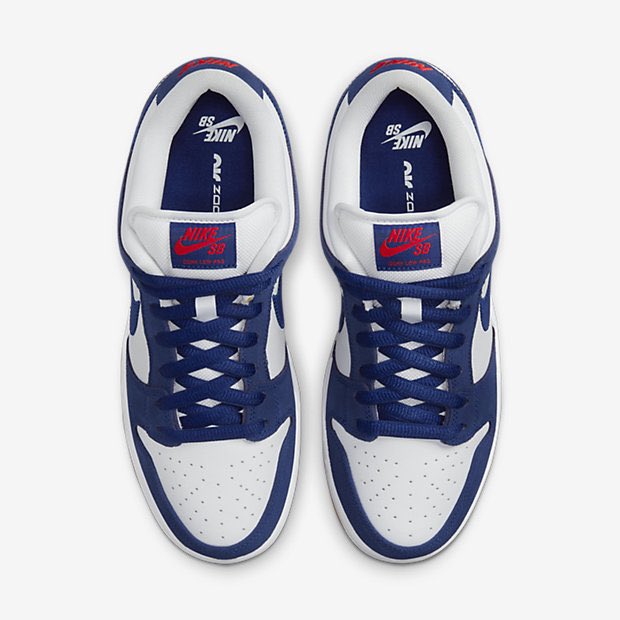 RetailorResell's tweet photo. Nike SB Dunk Low “Deep Royal Blue”
Price: $110
Resell:✅(High)
Resell Price: $205-$270+
Releases Tomorrow on SNKRS US @ 10AM EST! https://t.co/UU76w48iGP