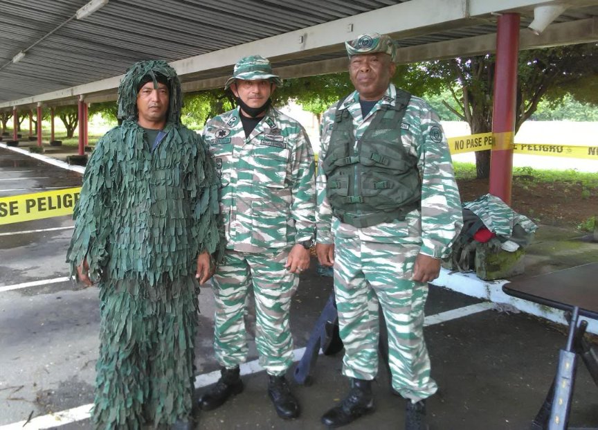AlvarezDaniel58's tweet photo. Hoy 30/09/2022, se realizó con éxito el Simulacro Plan de Defensa, en el Edif El Menito. Ejercicio de Instrucción y organización de los cuerpos Combatientes de PDVSA para la defensa y salvaguarda de las instalaciones. https://t.co/P3YHGJzmyM