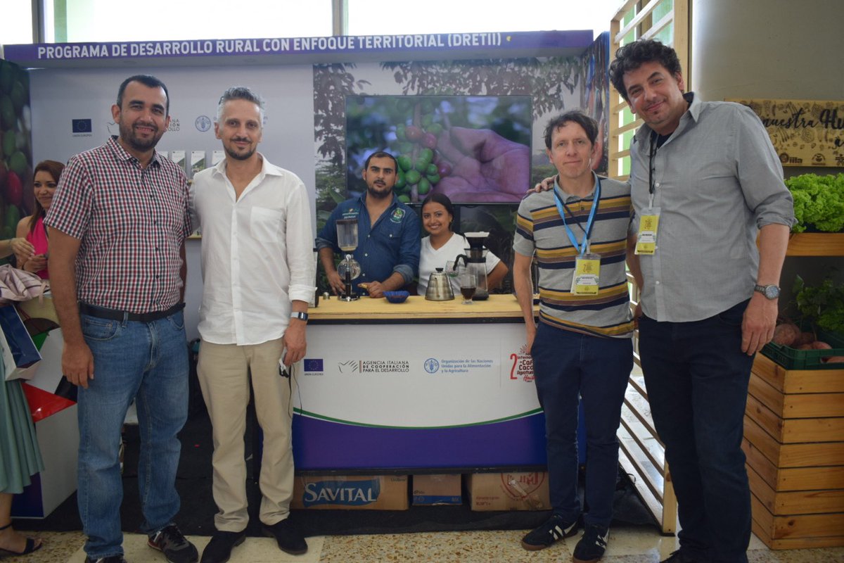 AicsBogota's tweet photo. El Programa de Desarrollo Rural con Enfoque Territorial (DRET II) de @UEenColombia, @FAO_Colombia y la Agencia Italiana de Cooperación para el Desarrollo, está presente en la #FICCA2022. Te invitamos a tomarte un café ☕️ en nuestro stand del segundo piso. https://t.co/goIVJ5oojJ