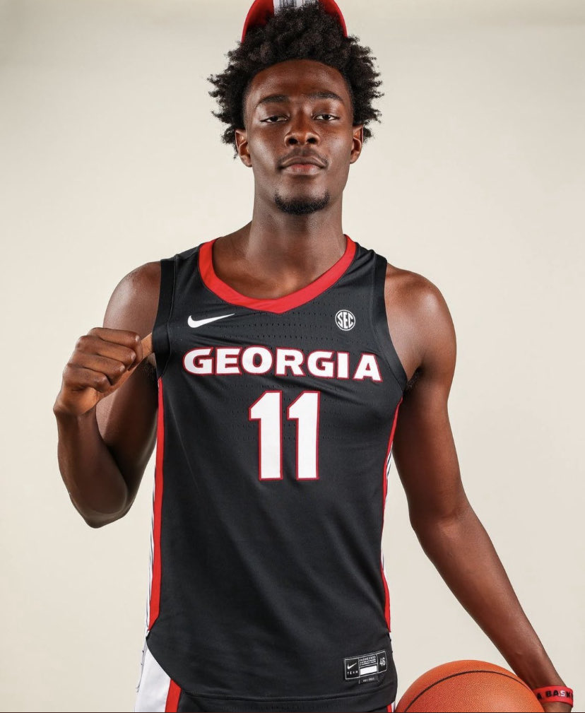 6’8 F Dylan James pledged to ⁦@UGABasketball⁩ today. James is very skilled offensively and will be able to defend multiple positions in the SEC. ⁦@dylanjames_9⁩ ⁦@whhsbballers⁩ ⁦@1FamilyHoops⁩